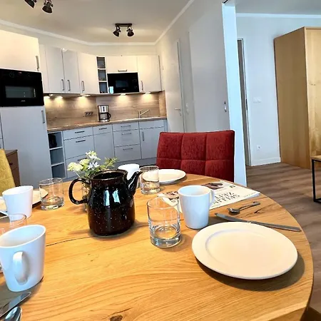 Apartment 673, Seepark *